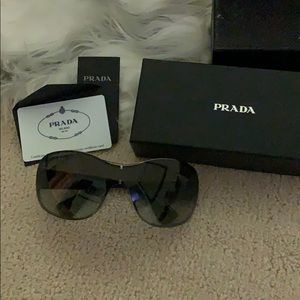 Brand new prada sunglasses